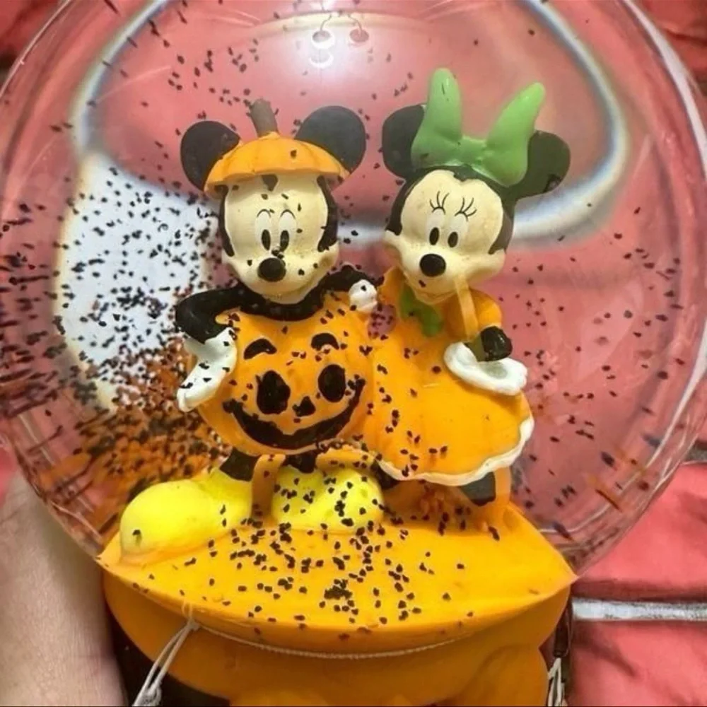 Disney Mickey & Minnie Happy Halloween Snow Globe